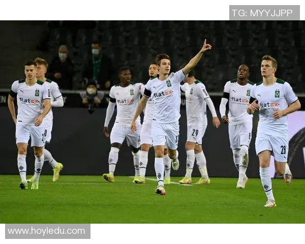 奥格斯堡客场逆袭战胜门兴格拉德巴赫夺得重要胜利 奥格斯堡客场逆袭战胜门兴格拉德巴赫夺得重要胜利