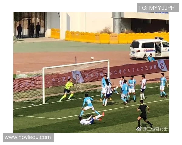 保定容大迎战大连千兆全力争胜展现球队实力与斗志