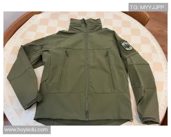 探索软壳裤的特点与优势适合户外运动与日常穿着的理想选择